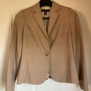 Cute Banana Republic blazer, cream lining, size 8P.
